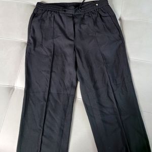 H&M Brand Polyester Cropped Pants.
